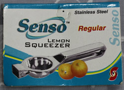 The label for a Senso stainless steel squeezer juicer