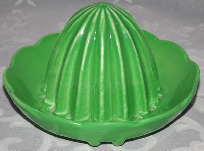 Gumnut  Carlton Ware reamer side view