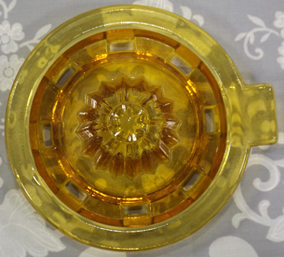 Amber glass 2 cup jug and reamer