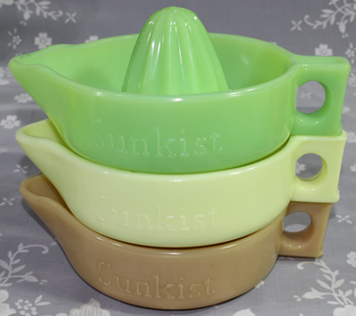 McKee Glass Company SUNKIST juicers - green (Jadeite) on seville yellow on dark caramel