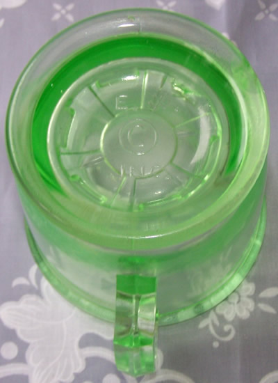 Base Green glass juicer jug