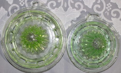 Anchor Hocking Glass green 2 piece juicer back view