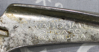 VAUGHAN on VAUGHAN steel hand squeezer juicer