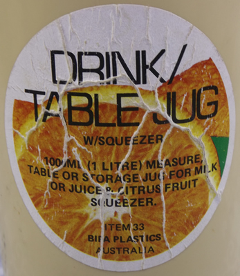 Label on tall BIPA plastic beige jug with dark brown juicer