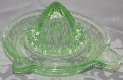 Uranium green Crown Crystal Australia (Type 2) Glass glass juicer