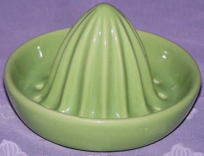 Pale green juicer top