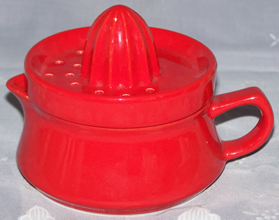 Large red 2 piece juicer