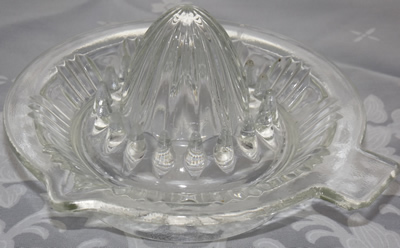 German VLG? clear glass saucer juicer