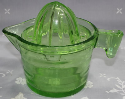 Crown Crystal (Australia) 2 cup measuring jug green glass juicer