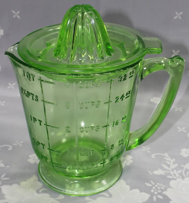 Hazel Atlas 2 pint green glass juicer