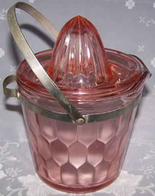 Pink Jeannette Ice Bucket juicer