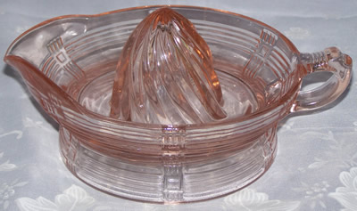 Large pink Hazel Atlas Criss-cross juicer