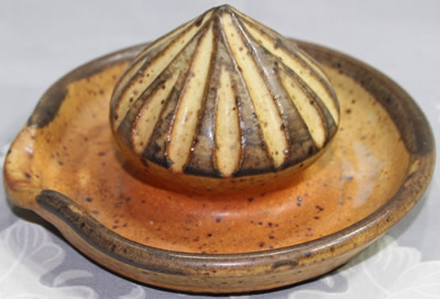 Tan Scaffold Cane Pottery 'mushroom' juicer