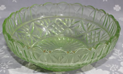 No. 523- 7½" Salad (Green)