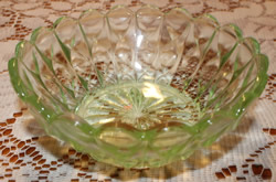 No. 6825 - Cupped Salad Bowl